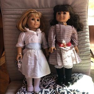 *SOLD* American Girl Dolls